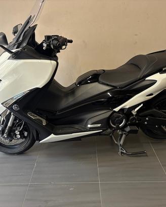 Yamaha T Max 560