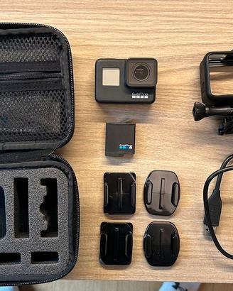 GoPro HERO 7 Black + Accessori