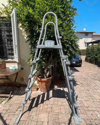 scaletta nuova Bestway per piscina fuori terra