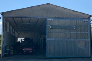 Capannone autocarrozzeria