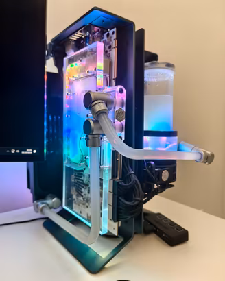 PC Gaming ITX Showcase 7800X3D