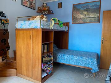 cameretta con letto a castello