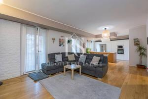 Appartamento di 147 m² con 4 locali e box auto dop