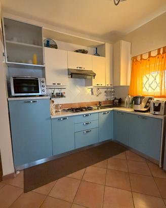 Cucina completa cin elettrodomestici
