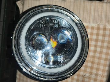 Faro a led universale cromato