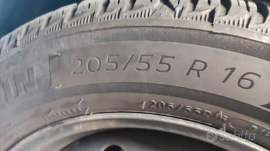 treno gomme 205 55 R16