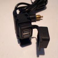 Cavo DIN con presa USB per moto