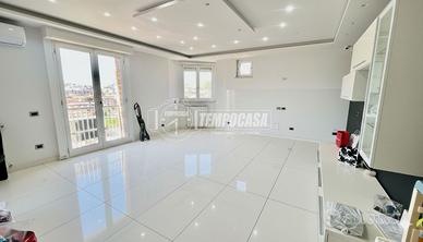 Appartamento a Napoli Via giustiniano 3 locali