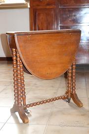 Tavolino consolle stile vittoriano o edoardiano