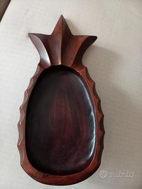 Piatto da portata in legno a forma di ananas 