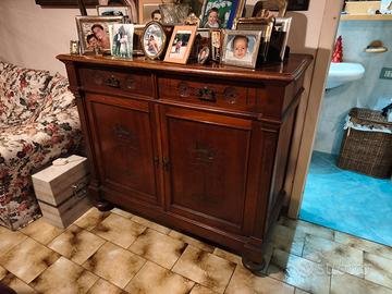 Credenza in legno