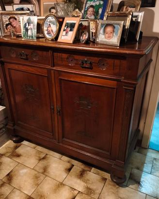 Credenza in legno