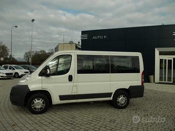 Peugeot Boxer 330 2.2 hdi combi premium 130 cv 3°