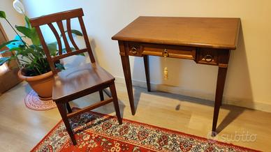 tavolino e sedia in legno massello 