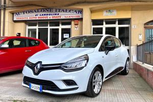 Renault Clio dCi 75 CV 5 porte Moschino - 2019