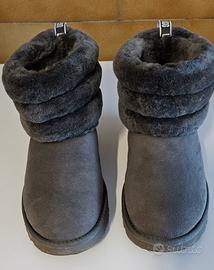 Ugg color grigio n. 38