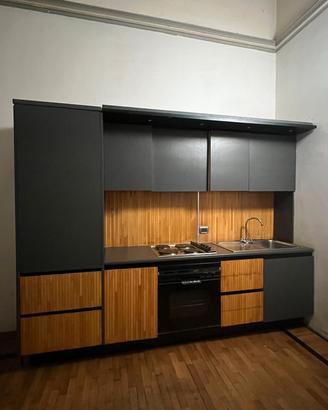 cucina lineare solida