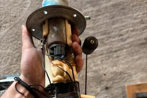 pompa benzina suzuki