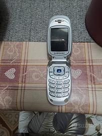 Cellulare Samsung a tasti