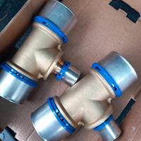 2 pezzi T multitubo  Raccordo a T 75 x 40 x 75