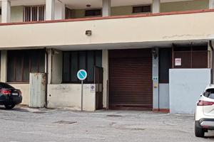 Laboratorio/magazzino/deposito