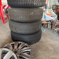 Pneumatici invernali Pirelli Scorpion