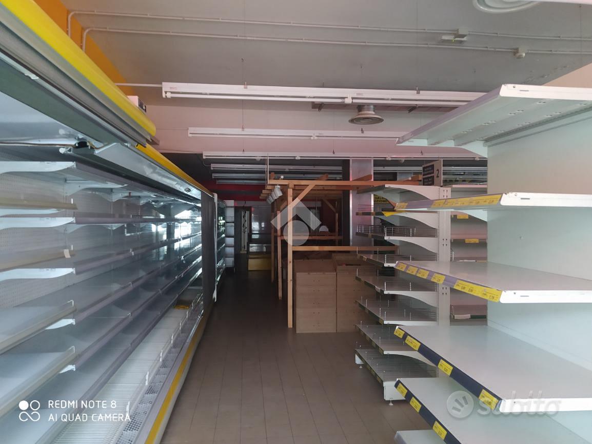NEGOZIO A TELGATE - Vista 4