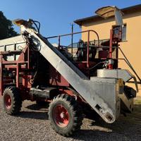 Vendemmiatrice semovente per GDC