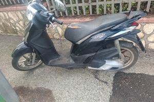 piaggio liberti 125