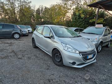 Peugeot 208 1.6 e-HDi 92 CV Stop&Start 3 porte Act