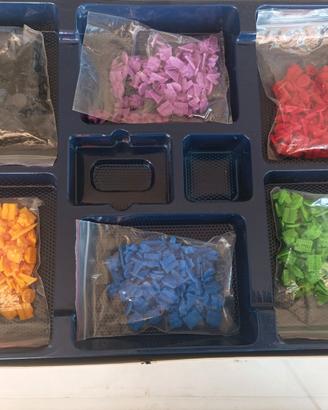 Futurisiko pezzi di ricambio