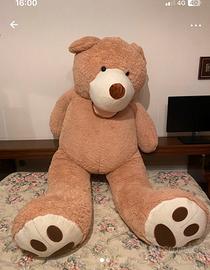 Orso peluche gigante