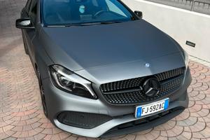 Mercedes A200 premium AMG night edition