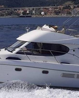 Jeanneau Prestige 32' (2010)