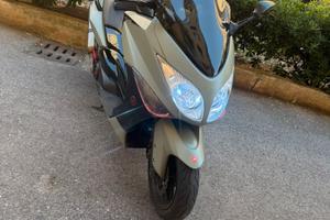 YAMAHA T MAX 500
