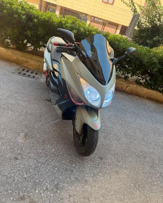 YAMAHA T MAX 500