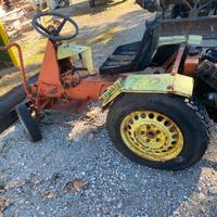 Trattore motore lombardini ( leggi bene )