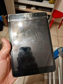 iPad Mini 1st gen a1432 16gb Wi-Fi non funzionante