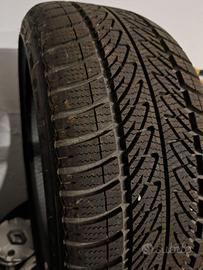 Goodyear Ultragrip 225/40/18 M+S