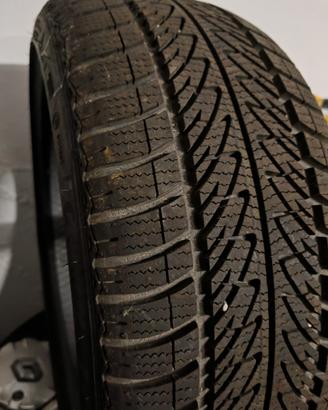 Goodyear Ultragrip 225/40/18 M+S