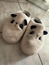 Pantofole panda