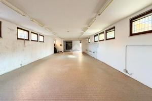 NEGOZIO A CODOGNO