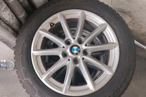 Cerchi in lega e gomme BMW