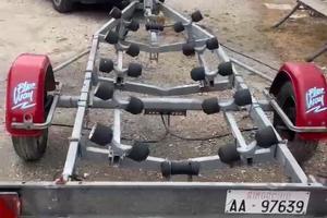 CARRELLO PORTABARCA SATELLITE MX810