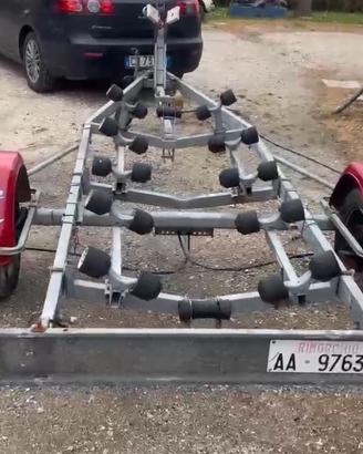 CARRELLO PORTABARCA SATELLITE MX810