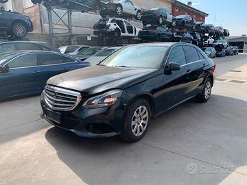 Mercedes Classe E anno 2014 per ricambi