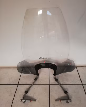 Parabrezza Piaggio Liberty 125 completo di staffe