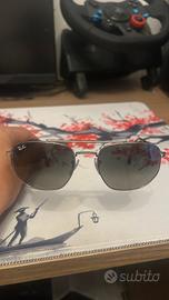 Occhiali Ray Ban ustati