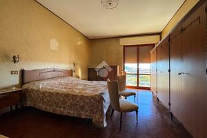 3 LOCALI A STRADELLA