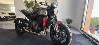 Triumph Trident 660